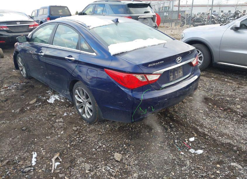 Photo 3 of 2013 Hyundai Sonata SE (VIN 5NPEC4AC5DH523648)