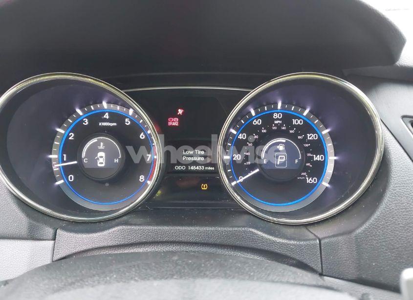 Photo 7 of 2013 Hyundai Sonata SE (VIN 5NPEC4AC5DH595935)