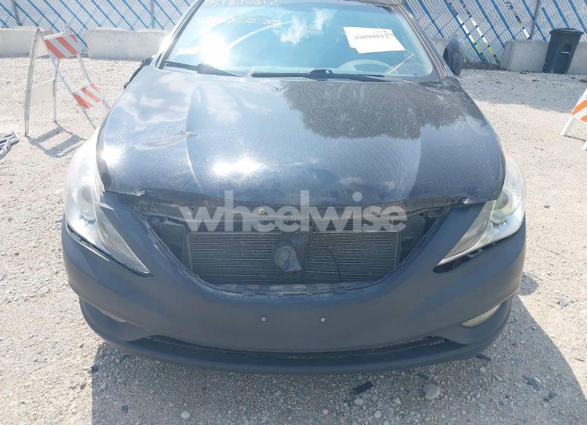 Photo 6 of 2013 Hyundai Sonata SE (VIN 5NPEC4AC5DH618792)