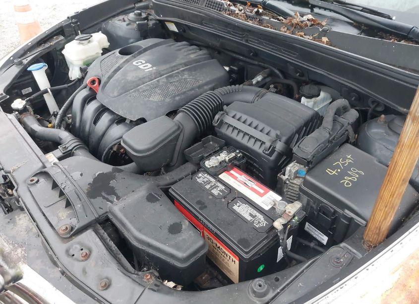 Photo 10 of 2013 Hyundai Sonata SE (VIN 5NPEC4AC5DH624267)