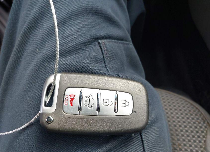 Photo 11 of 2013 Hyundai Sonata SE (VIN 5NPEC4AC5DH624267)