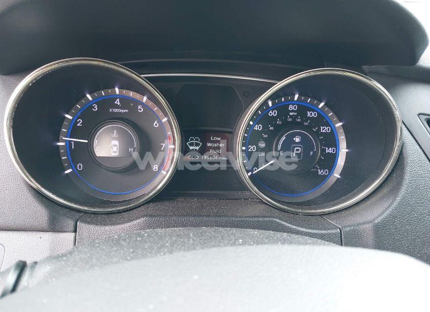 Photo 7 of 2013 Hyundai Sonata SE (VIN 5NPEC4AC5DH632384)