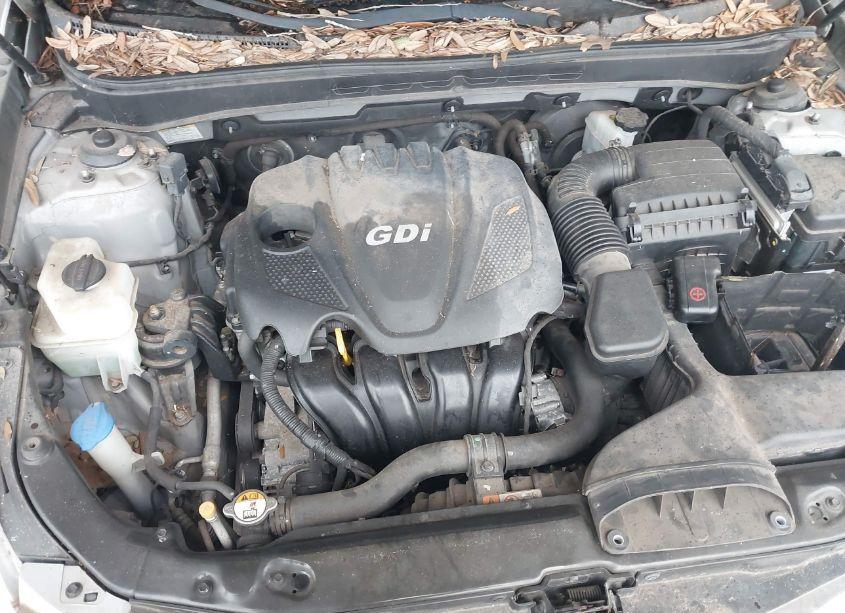 Photo 10 of 2013 Hyundai Sonata SE (VIN 5NPEC4AC5DH669158)