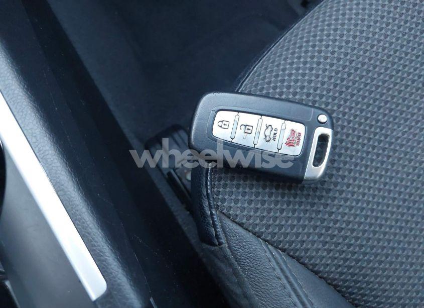 Photo 11 of 2013 Hyundai Sonata SE (VIN 5NPEC4AC5DH685084)