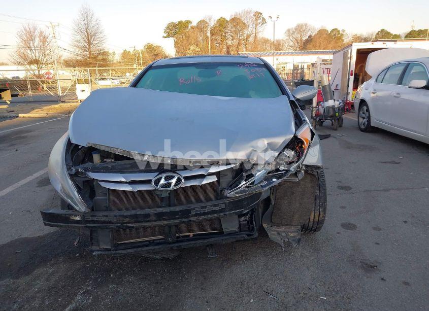 Photo 12 of 2013 Hyundai Sonata SE (VIN 5NPEC4AC5DH685084)