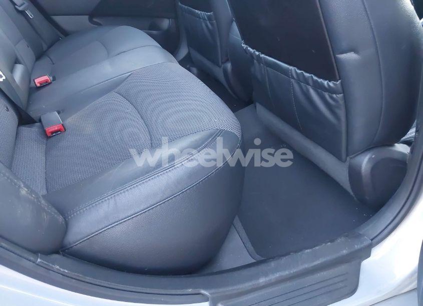 Photo 8 of 2013 Hyundai Sonata SE (VIN 5NPEC4AC5DH685084)