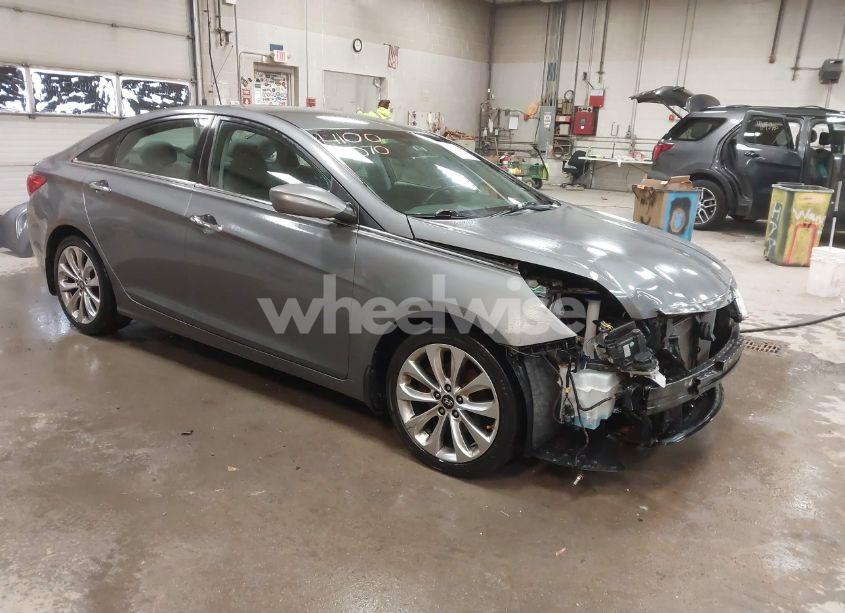 2013 Hyundai Sonata SE (VIN 5NPEC4AC5DH689250) main photo