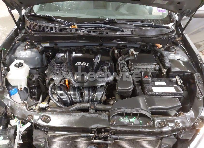 Photo 10 of 2013 Hyundai Sonata SE (VIN 5NPEC4AC5DH689250)