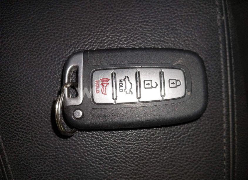 Photo 11 of 2013 Hyundai Sonata SE (VIN 5NPEC4AC5DH689250)