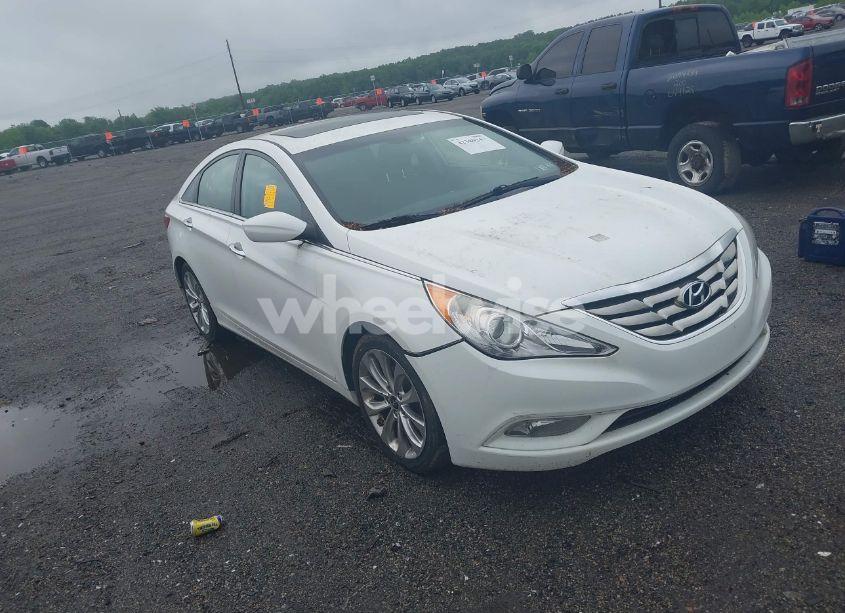 2013 Hyundai Sonata SE (VIN 5NPEC4AC5DH761872) main photo