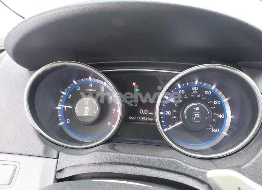 Photo 7 of 2013 Hyundai Sonata SE (VIN 5NPEC4AC5DH795259)