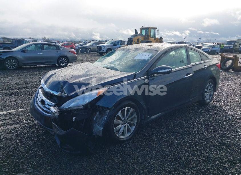 Photo 2 of 2014 Hyundai Sonata LIMITED (VIN 5NPEC4AC5EH856675)