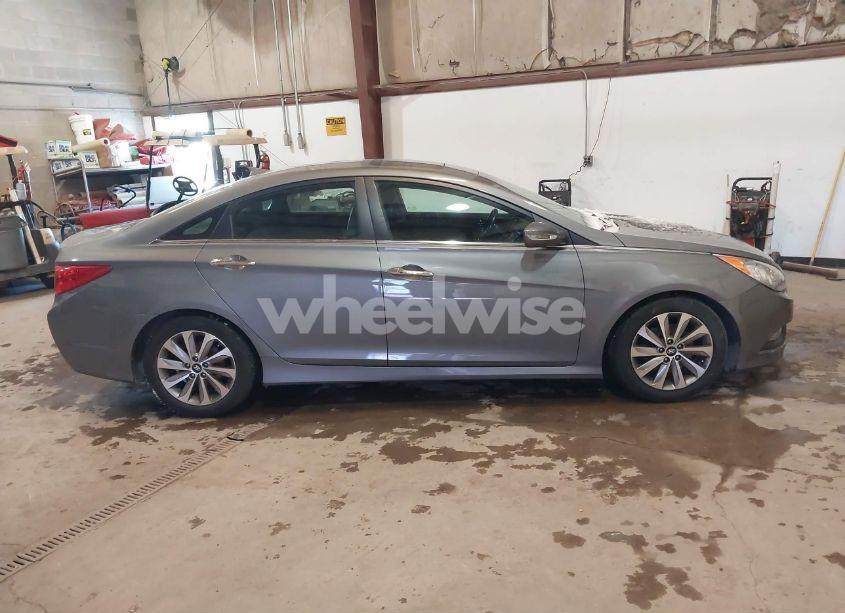 Photo 14 of 2014 Hyundai Sonata LIMITED (VIN 5NPEC4AC5EH857681)