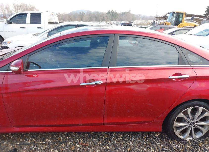 Photo 13 of 2014 Hyundai Sonata SE (VIN 5NPEC4AC5EH916938)
