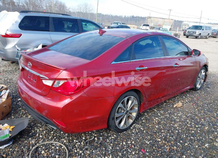 Photo 4 of 2014 Hyundai Sonata SE (VIN 5NPEC4AC5EH916938)