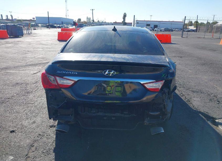 Photo 16 of 2014 Hyundai Sonata SE (VIN 5NPEC4AC5EH918561)