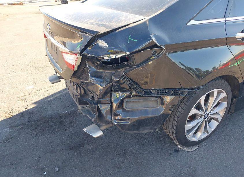 Photo 17 of 2014 Hyundai Sonata SE (VIN 5NPEC4AC5EH918561)