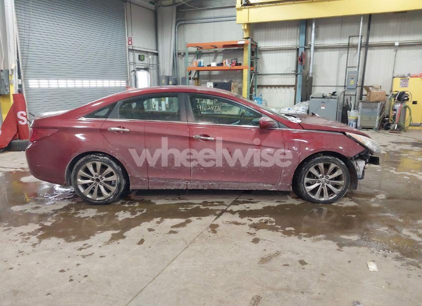 Photo 13 of 2011 Hyundai Sonata SE (VIN 5NPEC4AC6BH003892)