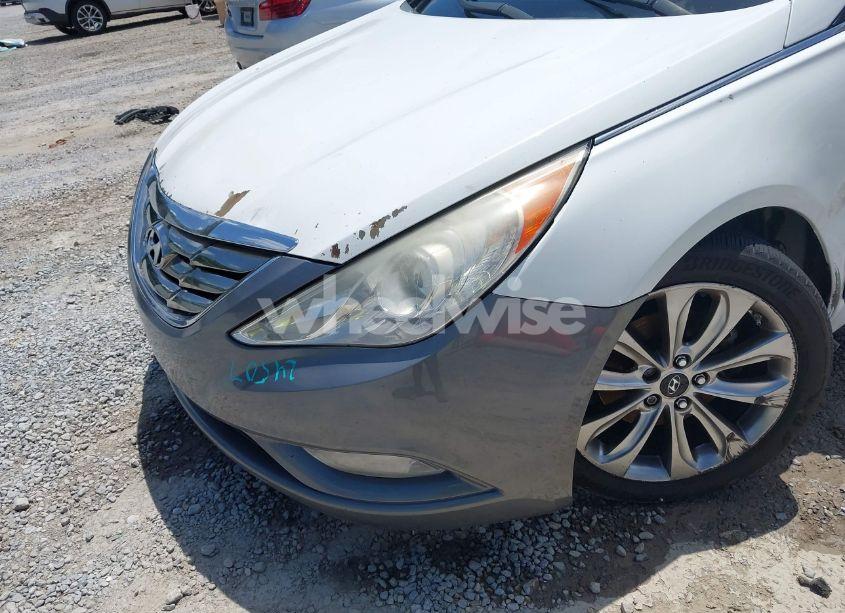 Photo 6 of 2011 Hyundai Sonata SE (VIN 5NPEC4AC6BH036844)