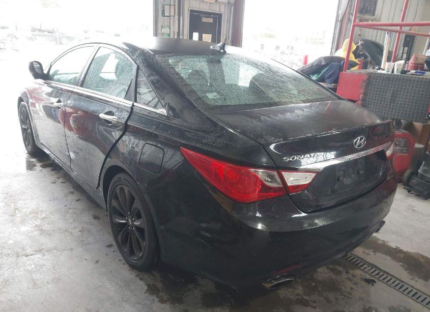Photo 3 of 2011 Hyundai Sonata SE (VIN 5NPEC4AC6BH048685)