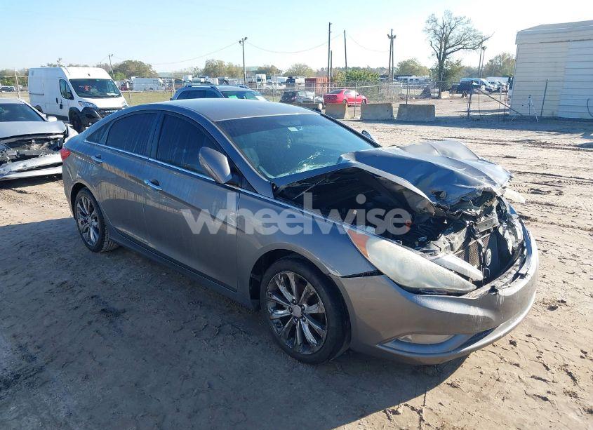 2011 Hyundai Sonata SE (VIN 5NPEC4AC6BH075272) main photo