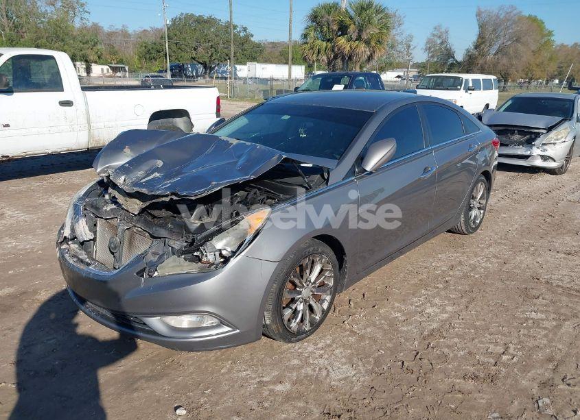 Photo 2 of 2011 Hyundai Sonata SE (VIN 5NPEC4AC6BH075272)