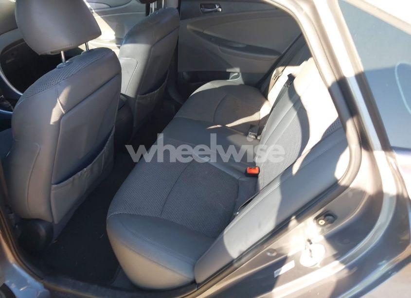 Photo 8 of 2011 Hyundai Sonata SE (VIN 5NPEC4AC6BH075272)