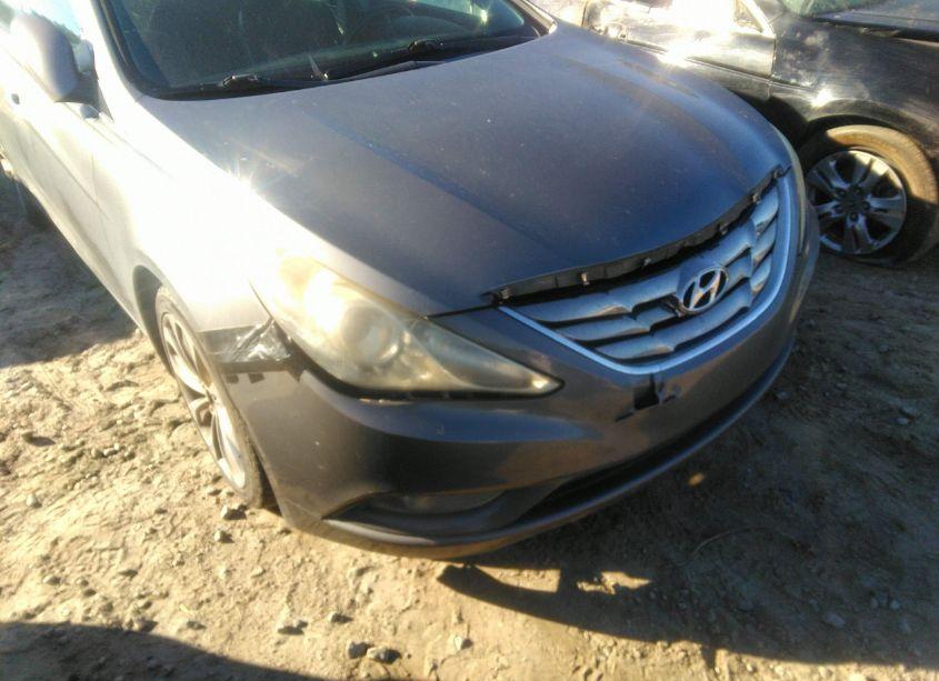 Photo 6 of 2011 Hyundai Sonata SE (VIN 5NPEC4AC6BH093920)