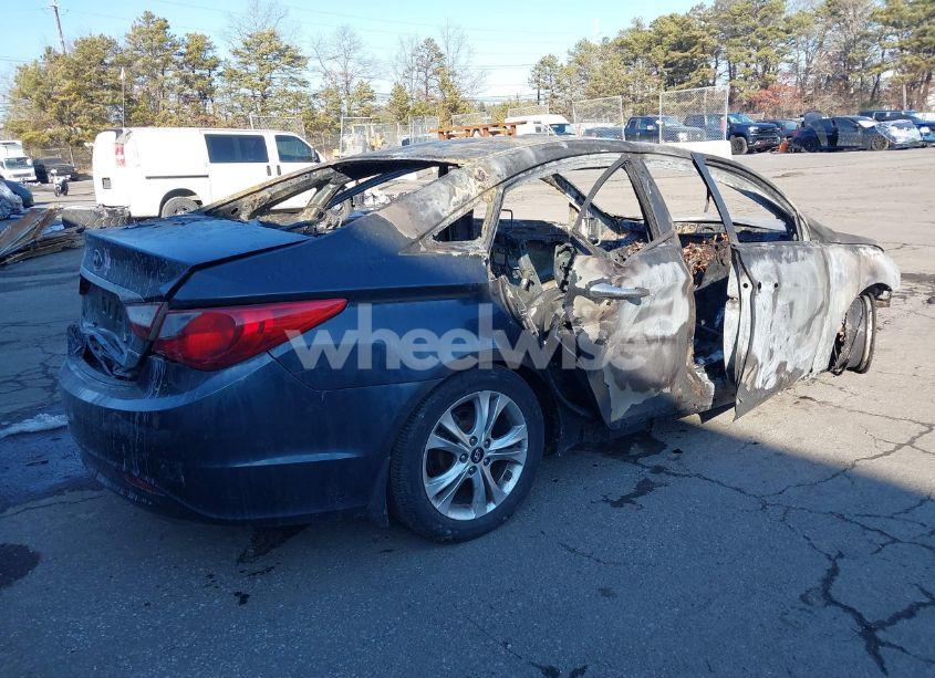 Photo 4 of 2011 Hyundai Sonata LIMITED (VIN 5NPEC4AC6BH095070)