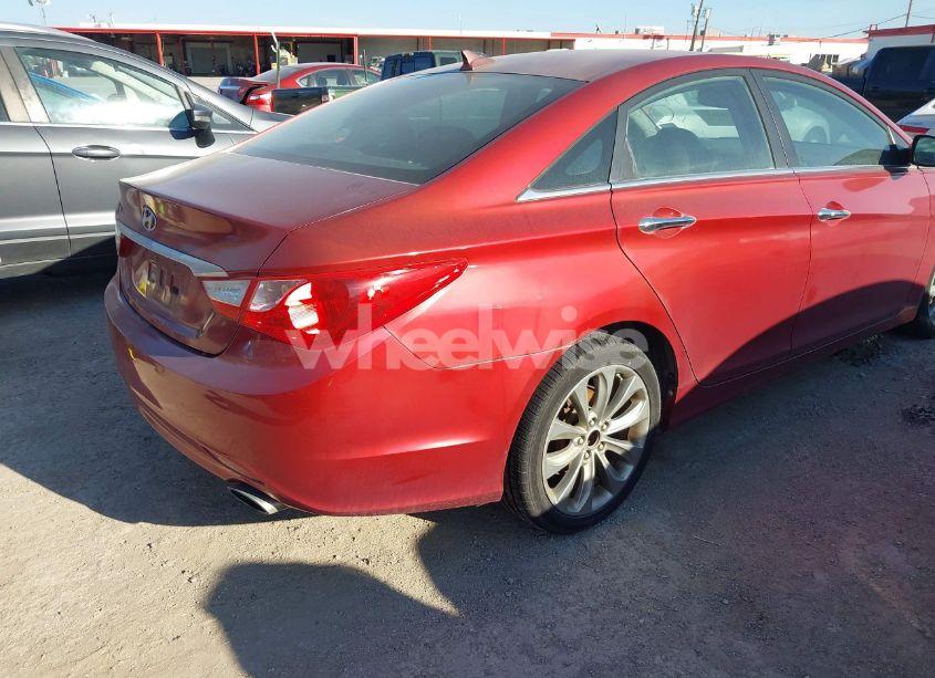 Photo 4 of 2011 Hyundai Sonata SE (VIN 5NPEC4AC6BH182600)