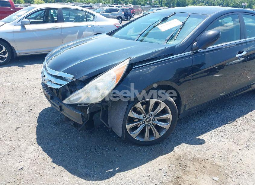 Photo 6 of 2011 Hyundai Sonata SE (VIN 5NPEC4AC6BH208550)