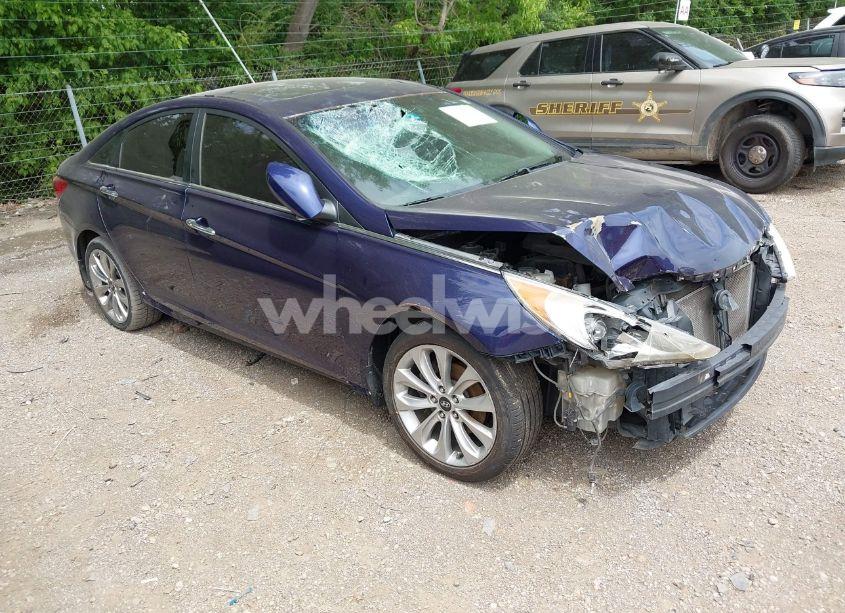 2011 Hyundai Sonata SE (VIN 5NPEC4AC6BH256680) main photo