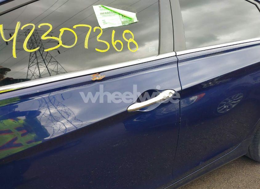 Photo 12 of 2011 Hyundai Sonata SE (VIN 5NPEC4AC6BH256680)