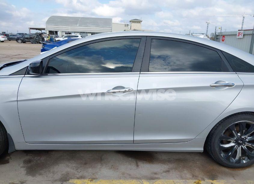 Photo 15 of 2011 Hyundai Sonata SE (VIN 5NPEC4AC6BH281286)