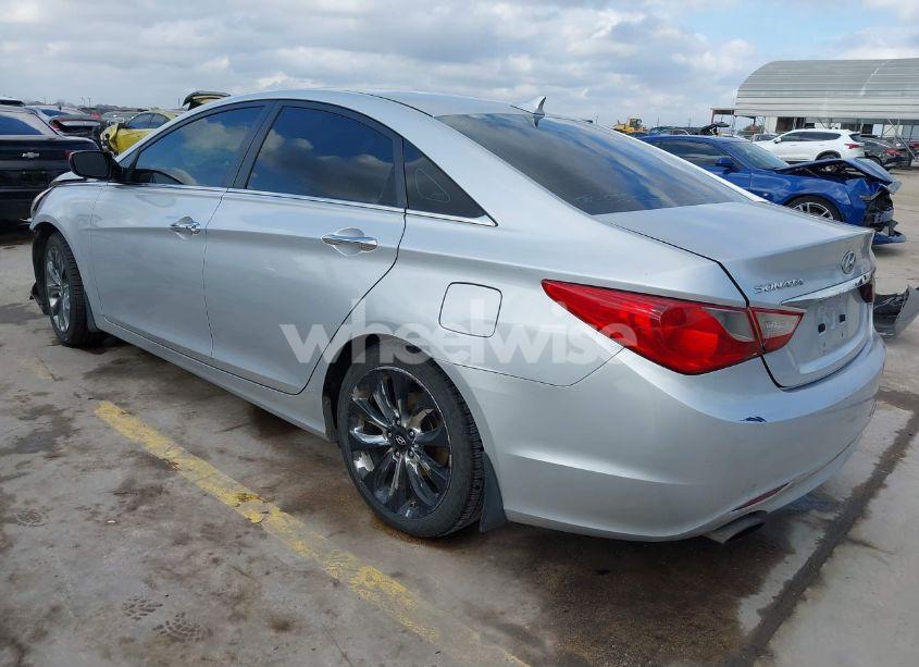 Photo 3 of 2011 Hyundai Sonata SE (VIN 5NPEC4AC6BH281286)