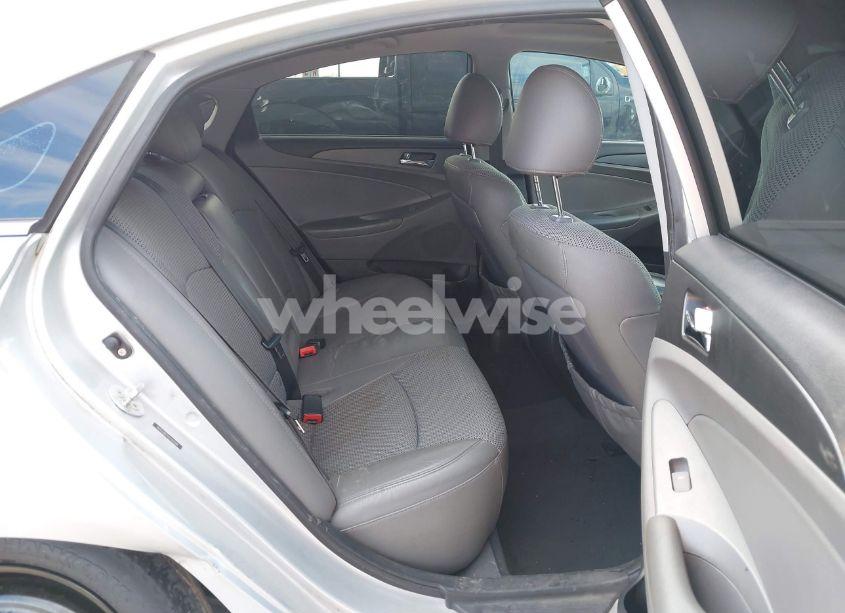 Photo 8 of 2011 Hyundai Sonata SE (VIN 5NPEC4AC6BH281286)