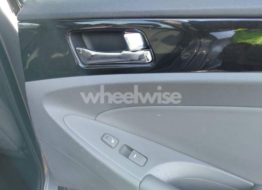 Photo 8 of 2011 Hyundai Sonata LIMITED (VIN 5NPEC4AC6BH299285)