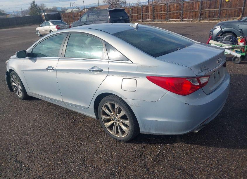 Photo 3 of 2012 Hyundai Sonata SE (VIN 5NPEC4AC6CH351760)