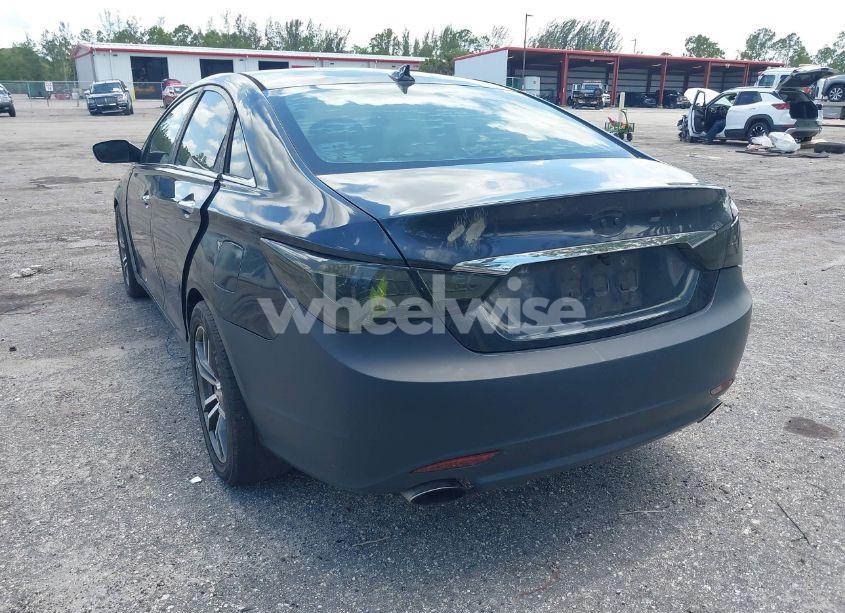Photo 3 of 2012 Hyundai Sonata SE (VIN 5NPEC4AC6CH352214)