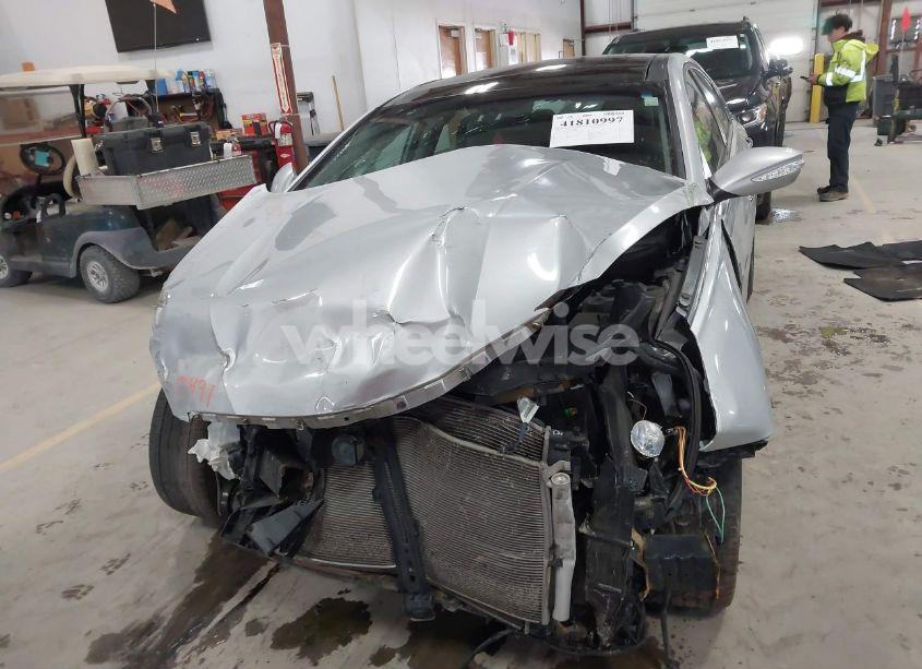 Photo 13 of 2012 Hyundai Sonata LIMITED (VIN 5NPEC4AC6CH358580)