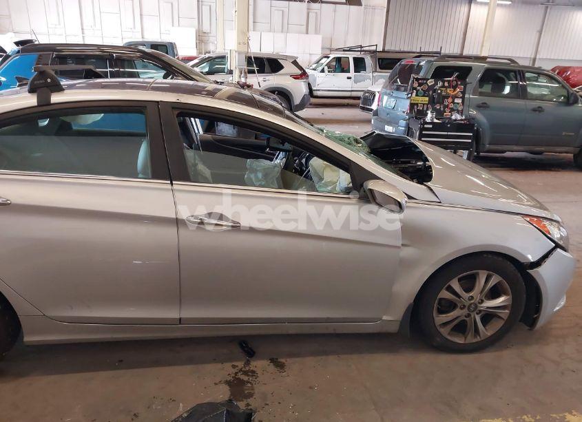 Photo 13 of 2012 Hyundai Sonata LIMITED (VIN 5NPEC4AC6CH361933)