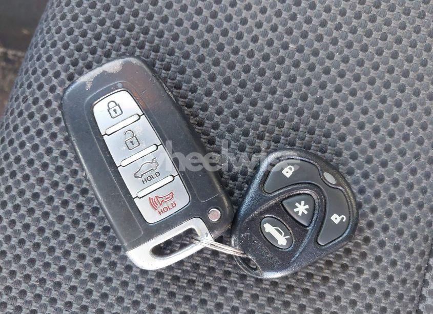 Photo 11 of 2012 Hyundai Sonata SE (VIN 5NPEC4AC6CH383978)