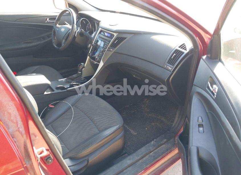 Photo 5 of 2012 Hyundai Sonata SE (VIN 5NPEC4AC6CH383978)