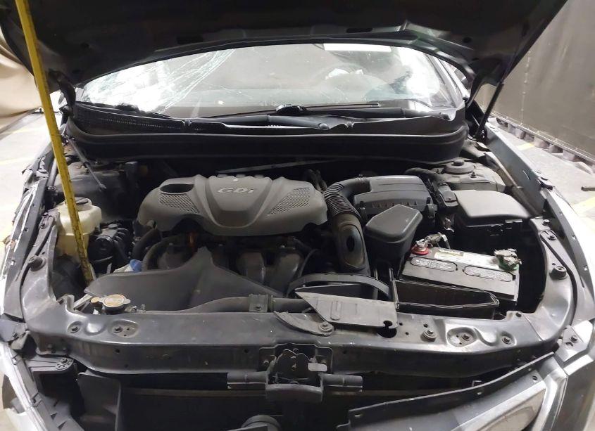 Photo 10 of 2012 Hyundai Sonata SE (VIN 5NPEC4AC6CH488245)