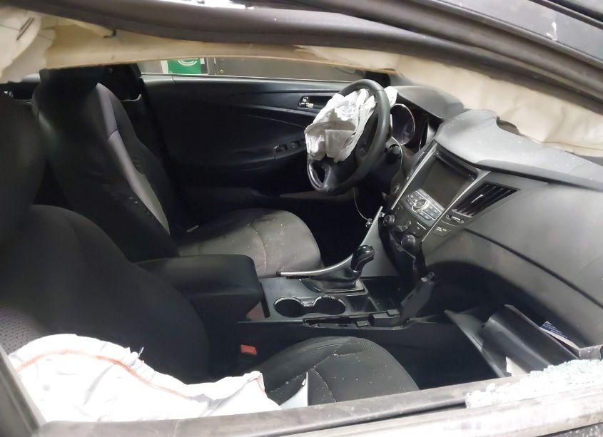 Photo 5 of 2012 Hyundai Sonata SE (VIN 5NPEC4AC6CH488245)