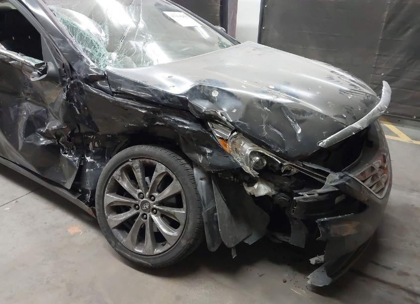 Photo 6 of 2012 Hyundai Sonata SE (VIN 5NPEC4AC6CH488245)