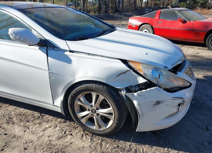 Photo 6 of 2013 Hyundai Sonata LIMITED (VIN 5NPEC4AC6DH516109)