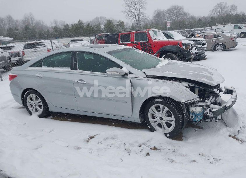 Photo 13 of 2013 Hyundai Sonata LIMITED (VIN 5NPEC4AC6DH541317)