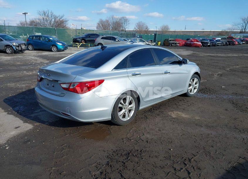 Photo 4 of 2013 Hyundai Sonata LIMITED (VIN 5NPEC4AC6DH583809)
