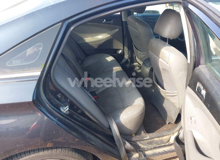 Photo 8 of 2013 Hyundai Sonata SE (VIN 5NPEC4AC6DH590582)